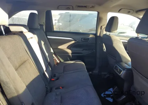 2018 Toyota Highlander Le from USA, damaged, VIN 5TDZZRFH6JS241249